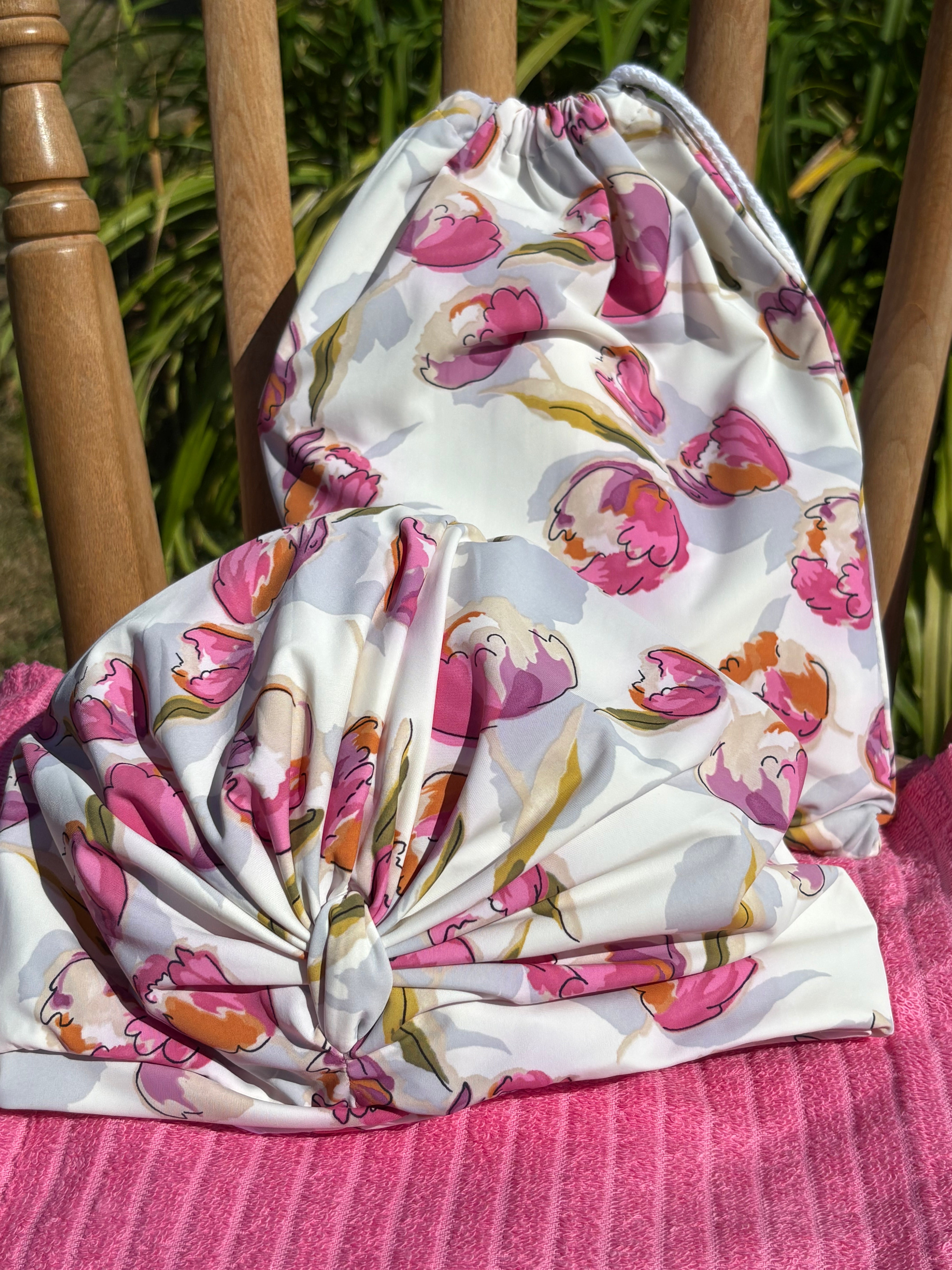 New! Tulips Lycra Drawstring Wash Bag